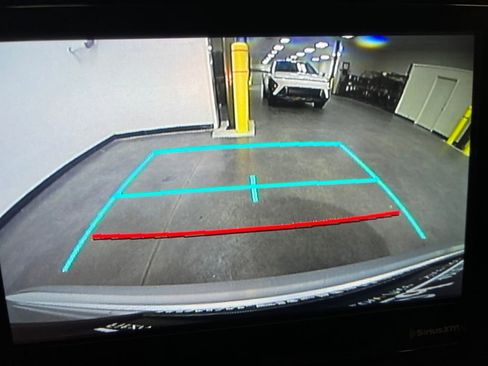 Used 2021 Toyota Corolla LE FWD image 22