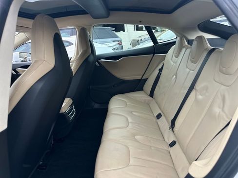 Used 2013 Tesla Model S 85 image 14