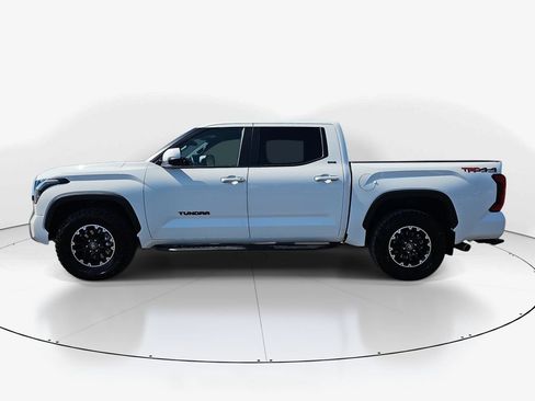 Used 2025 Toyota Tundra SR5 w/ TRD Off-Road Package AWD/4WD image 10