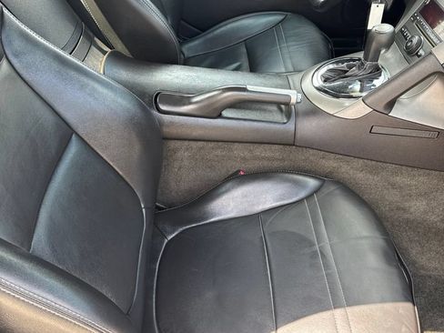 Used 2007 Pontiac Solstice Convertible w/ Premium Package RWD image 15