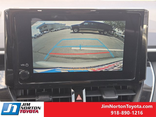 Used 2025 Toyota Corolla LE FWD image 19