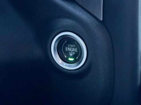 Used 2022 GMC Sierra 2500 Denali w/ Denali Ultimate Package image 21