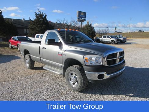 Used 2008 Dodge Ram 2500 Truck ST image 2
