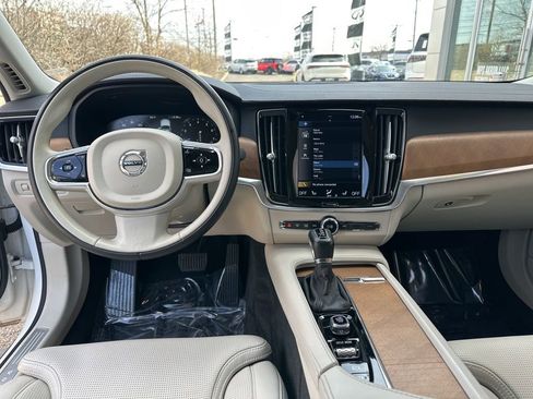 Used 2020 Volvo S90 T6 Inscription w/ Protection Package Premier AWD/4WD image 47