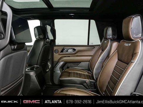 Certified 2026 GMC Yukon Denali Ultimate AWD/4WD image 18