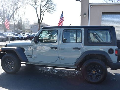 Used 2023 Jeep Wrangler Sport image 9