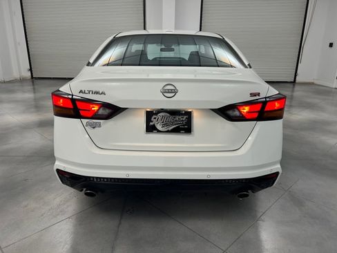 Used 2025 Nissan Altima 2.5 SR image 6