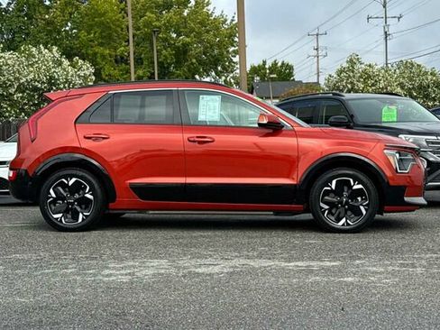 Used 2023 Kia Niro Wind FWD image 3