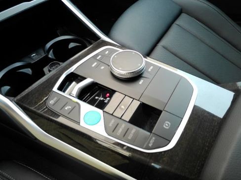 Used 2023 BMW i4 eDrive35 w/ Premium Package RWD image 49