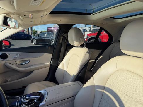 Used 2016 Mercedes-Benz C 300 4MATIC Sedan image 10