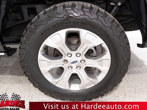 Used 2023 Ford F150 Platinum w/ FX4 Off-Road Package AWD/4WD image 10