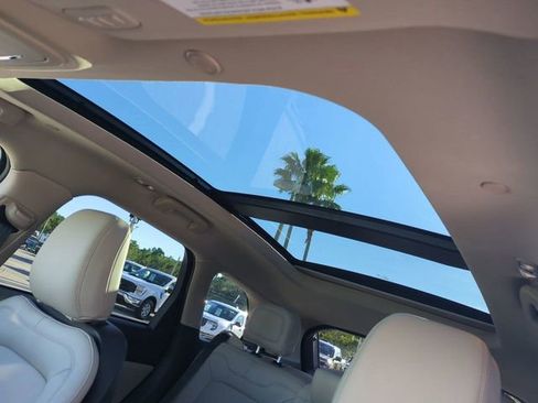 New 2026 Lincoln Corsair Premiere FWD image 20