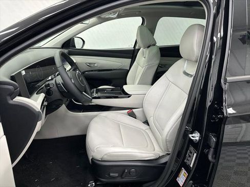 New 2026 Hyundai Tucson Limited image 9