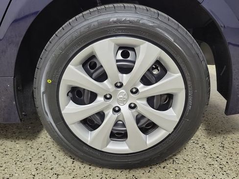 Used 2024 Toyota Corolla LE FWD image 8