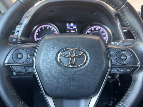Used 2021 Toyota Camry SE FWD image 22