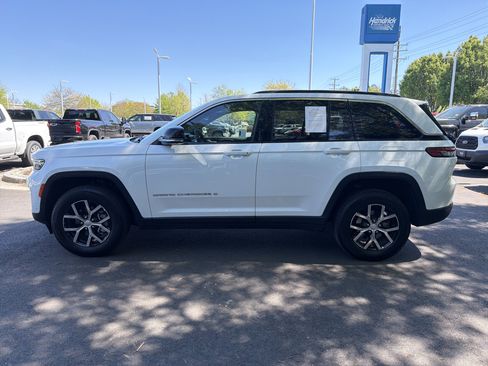 Used 2024 Jeep Grand Cherokee Limited w/ Luxury Tech Group II image 7