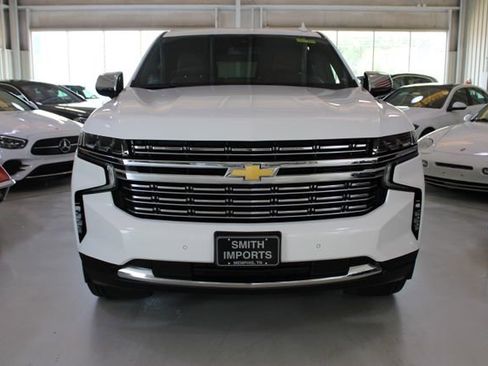 Used 2023 Chevrolet Tahoe Premier AWD/4WD image 3