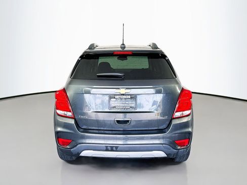 Used 2017 Chevrolet Trax LT FWD image 6