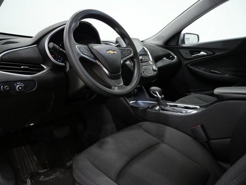 Used 2023 Chevrolet Malibu LT FWD image 12