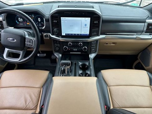 Used 2022 Ford F150 Lariat w/ Max Trailer Tow Package image 18