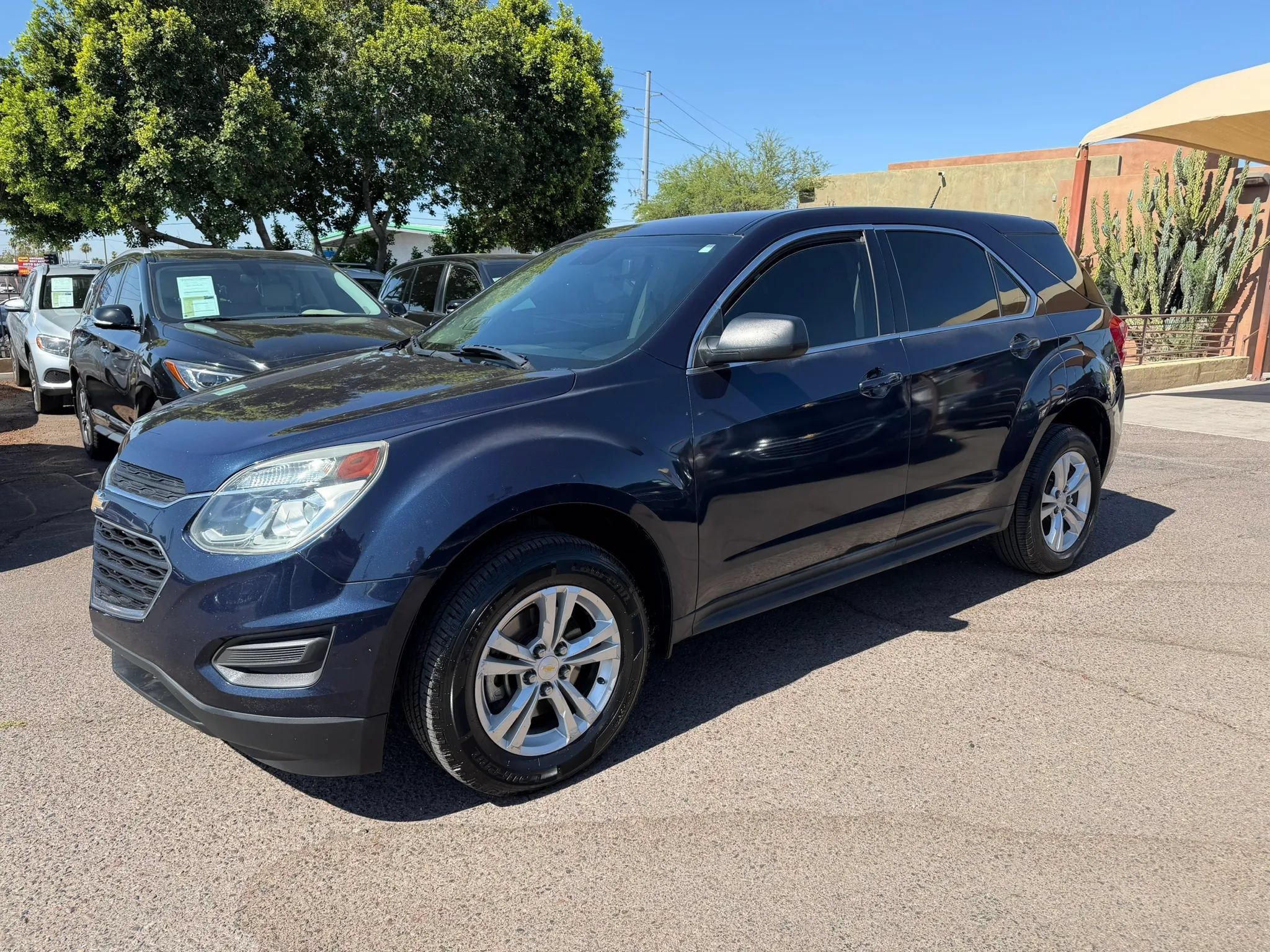 Used 2017 Chevrolet Equinox LS FWD image 1