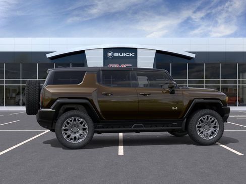 New 2025 GMC Hummer EV 3X w/ LPO, Cargo Utility Package image 5
