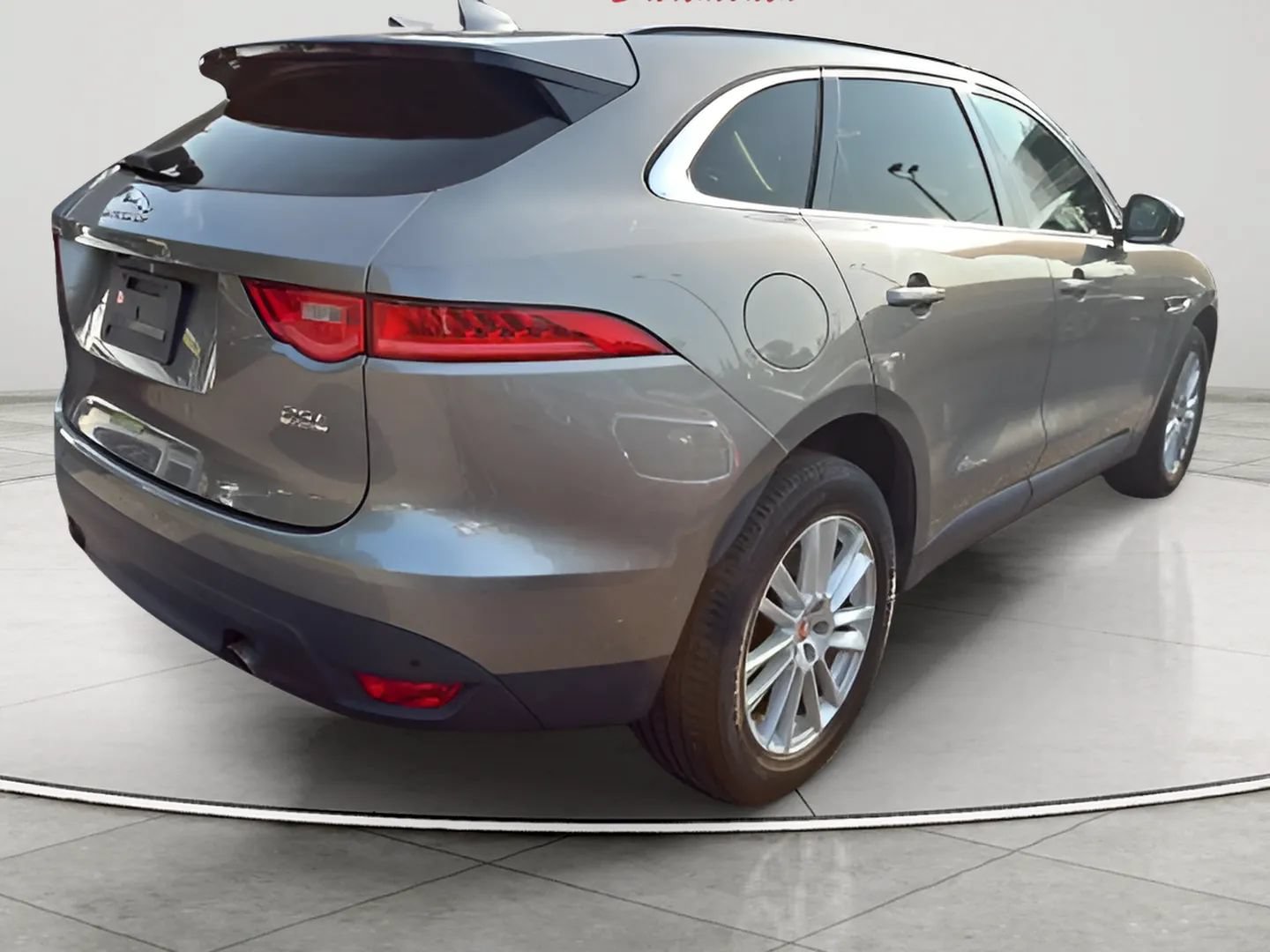 Used 2018 Jaguar F-PACE Prestige AWD/4WD image 6