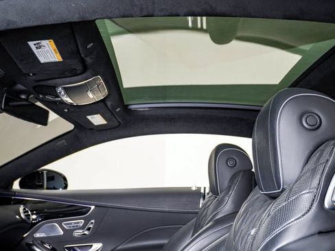 Used 2019 Mercedes-Benz S 560 4MATIC Coupe image 18