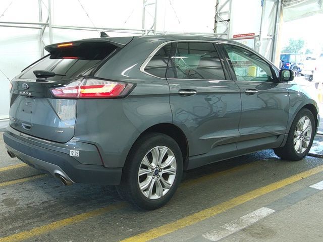 Used 2022 Ford Edge Titanium AWD/4WD image 3