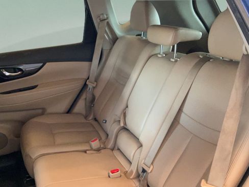Used 2020 Nissan Rogue SL w/ Premium Package FWD image 26