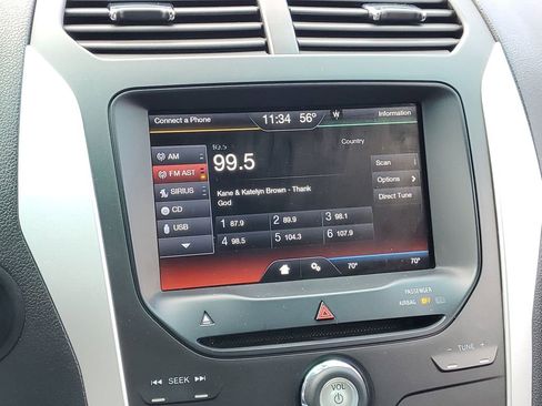 Used 2013 Ford Explorer XLT FWD image 23