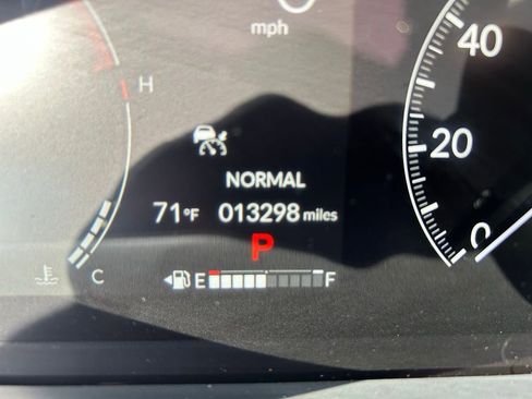 Used 2024 Honda Ridgeline TrailSport image 16