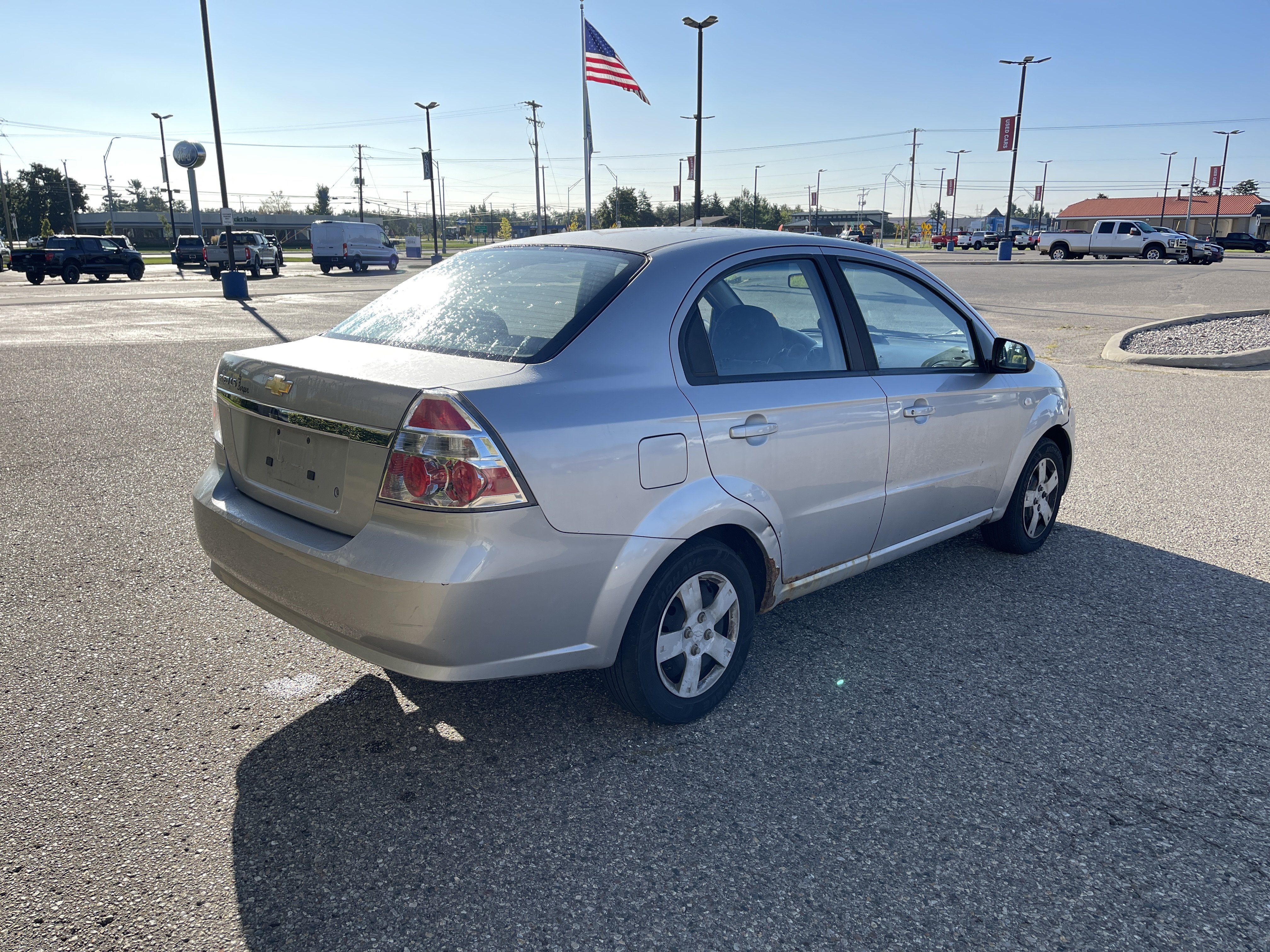 Used 2008 Chevrolet Aveo LS w/ Power Package FWD image 3