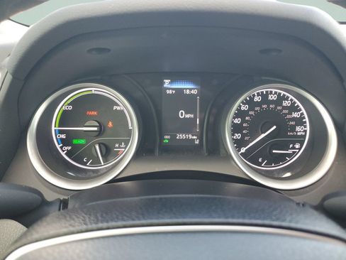 Used 2022 Toyota Camry LE FWD image 21