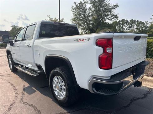 Used 2020 Chevrolet Silverado 2500 LTZ w/ LTZ Plus Package AWD/4WD image 3