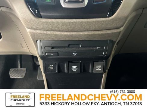 Used 2023 Honda Odyssey Elite image 30