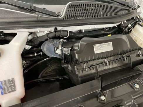Used 2023 Chevrolet Express 2500 w/ Driver Convenience Package image 23