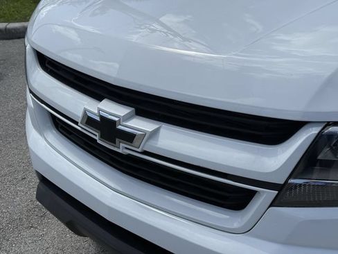 Used 2018 Chevrolet Colorado W/T w/ WT Convenience Package RWD image 6