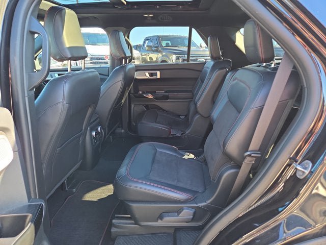 Used 2024 Ford Explorer ST-Line w/ Class IV Trailer Tow Package AWD/4WD image 12