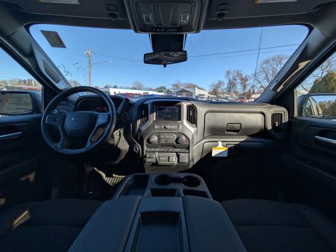 New 2026 Chevrolet Silverado 1500 Custom Trail Boss image 2