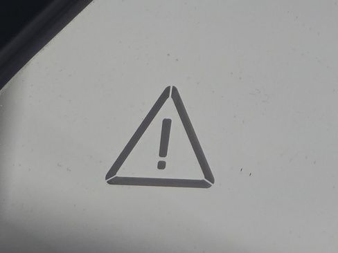 Used 2024 Hyundai Elantra SEL FWD image 8