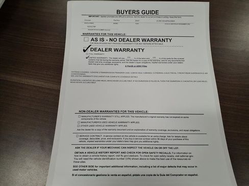 Used 2023 Chrysler Pacifica Touring-L FWD image 37