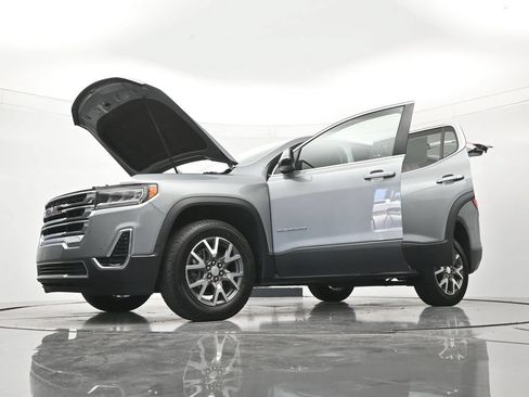 Used 2023 GMC Acadia SLE FWD image 49