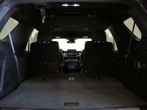 Used 2024 Chevrolet Tahoe Premier AWD/4WD image 27