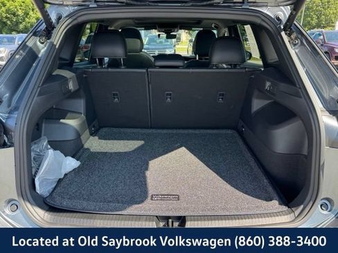 Certified 2025 Volkswagen Tiguan SE R-Line AWD/4WD image 20