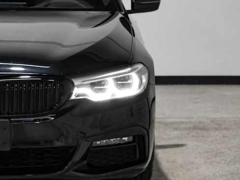 Used 2019 BMW 540i w/ M Sport Package image 59