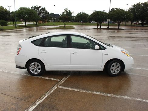 Used 2008 Toyota Prius FWD image 6
