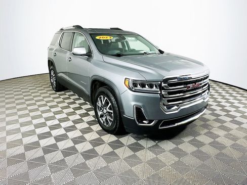 Used 2023 GMC Acadia SLT w/ Trailering Package image 2