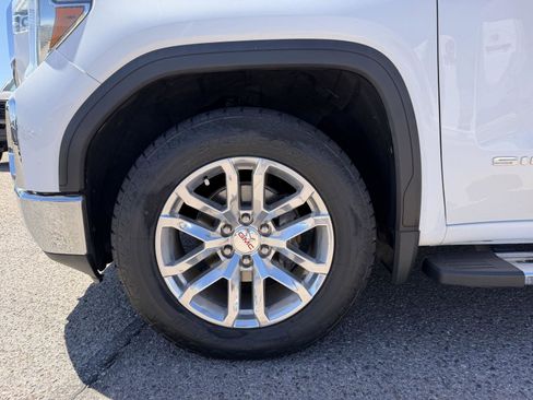 Used 2019 GMC Sierra 1500 SLT w/ SLT Premium Plus Package AWD/4WD image 42