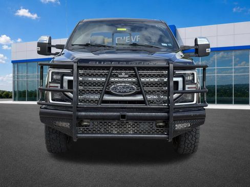 Used 2021 Ford F250 Platinum AWD/4WD image 2